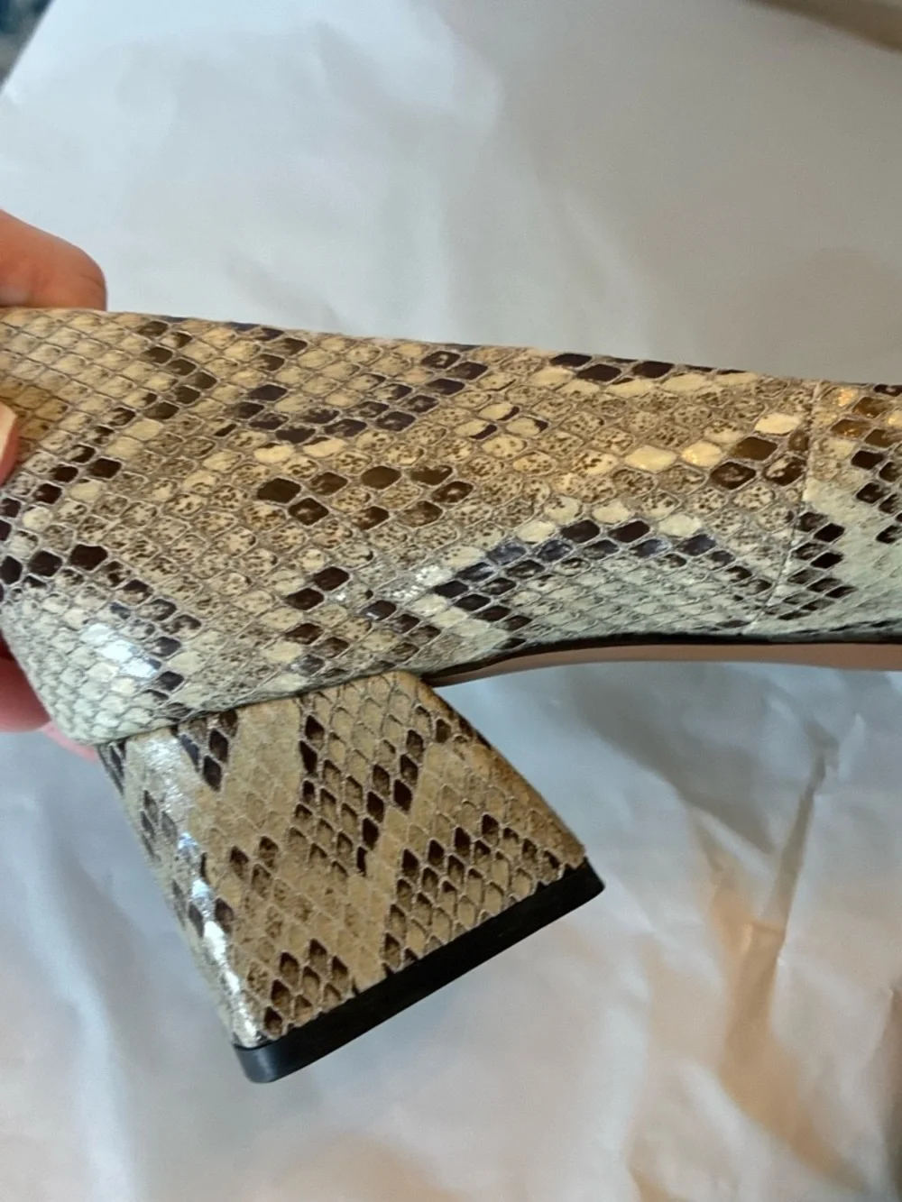 FRANCO SARTO pump romi gray snake print Sz 8.5